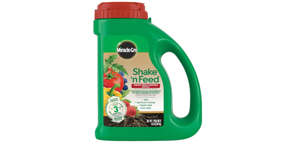 Miracle-Gro Shake 'n Feed Tomato, Fruit and Vegetable Plant Food, For Outdoor In-Ground and Potted Plants, Feeds up to 3 Months, 4.5 lbs.