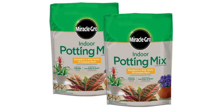 Miracle-Gro Indoor Potting Mix, Blended for a Variety of Houseplants, Feeds for up to 6 Months, 6 qt., 2-Pack