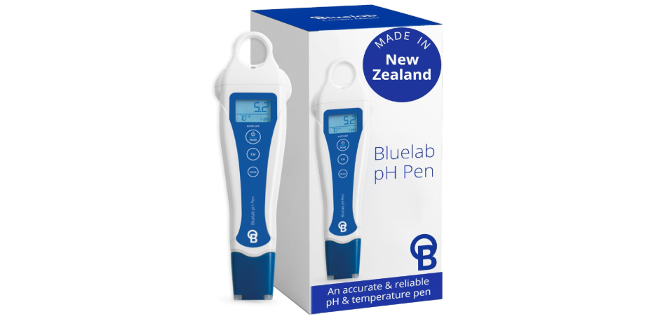 bluelab pH Pen - ± 0.1 pH Accurate, Durable Double Junction Probe, Waterproof & Floats, Auto Temperature Compensation, Easy Calibration - Made in NZ